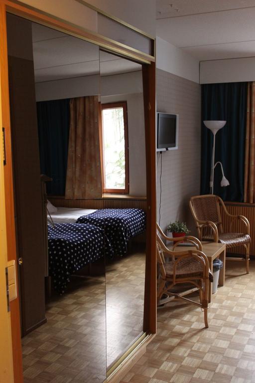 Aapiskukko Hotel Pälkäne Buitenkant foto